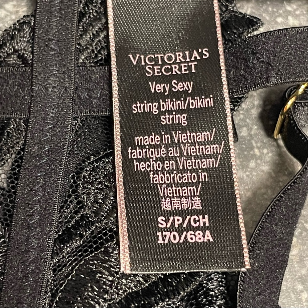 Victoria’s Secret Very Sexy Strappy Floral Lace Balconet Caged Bra Set (34D) - Picture 9 of 11